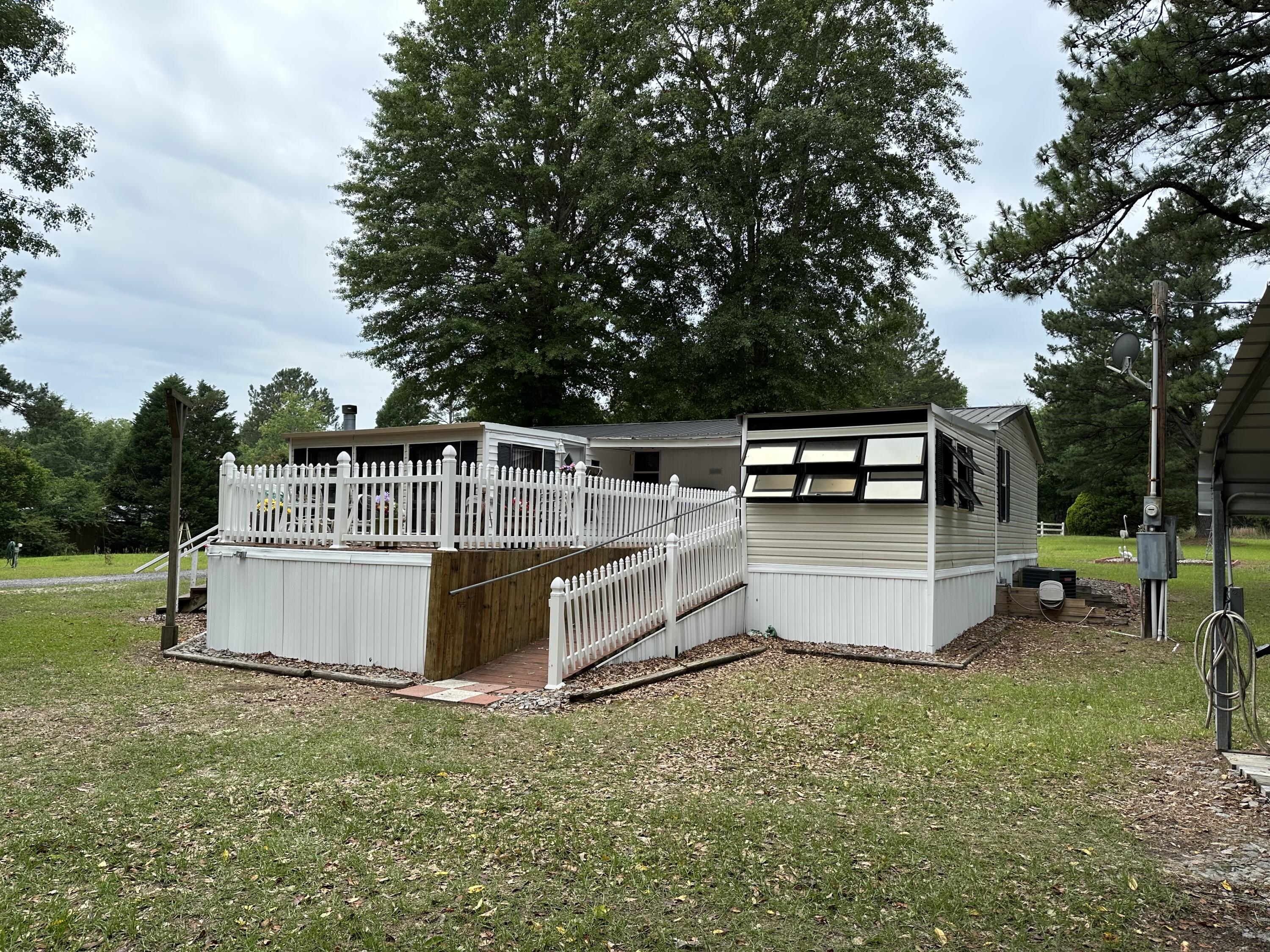 1354 Davis Bridge Road Williston, SC 29853 - Photo 13 of 45