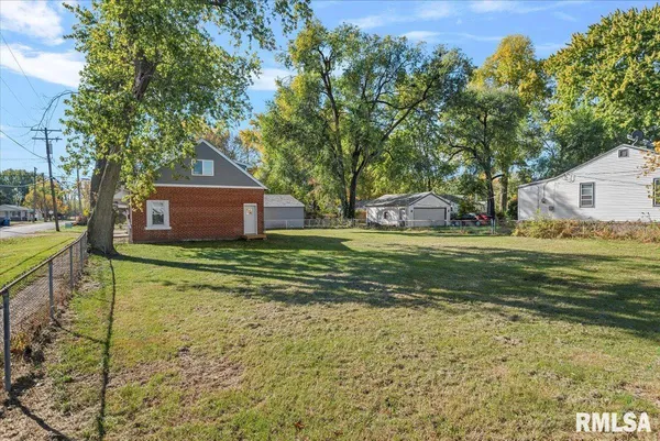 $139,900 | 1111 North Albany Street, Springfield, IL 62702