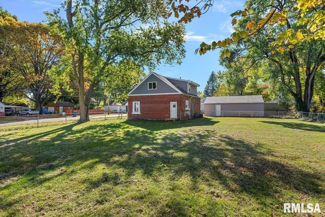 $149,900 | 1111 North Albany Street, Springfield, IL 62702