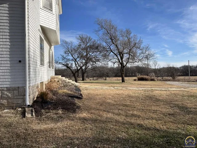 $390,000 | 1120 250th Road, Strong City, KS 66869