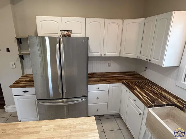 $390,000 | 1120 250th Road, Strong City, KS 66869