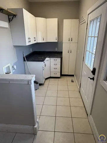 $390,000 | 1120 250th Road, Strong City, KS 66869