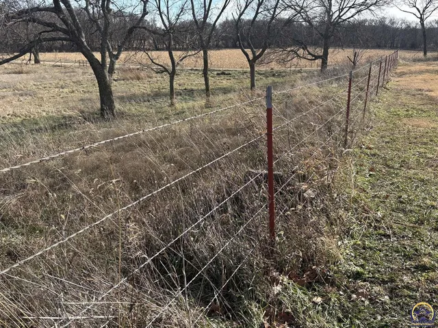 $390,000 | 1120 250th Road, Strong City, KS 66869