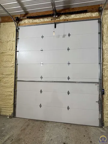 $390,000 | 1120 250th Road, Strong City, KS 66869