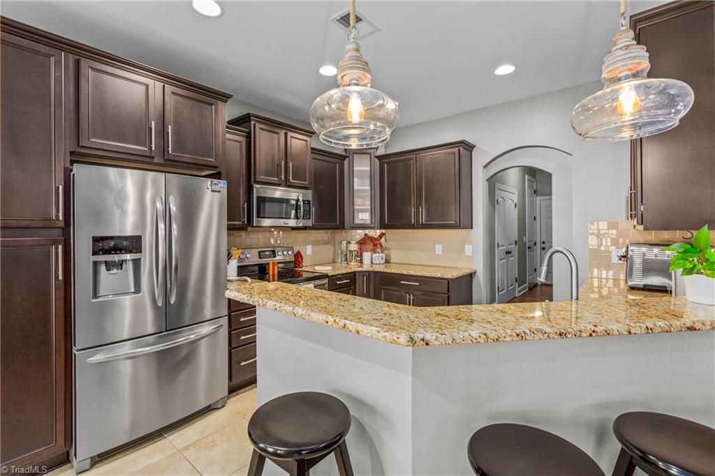 135 Bay Tree Lane Thomasville, NC 27360 - Photo 16 of 45