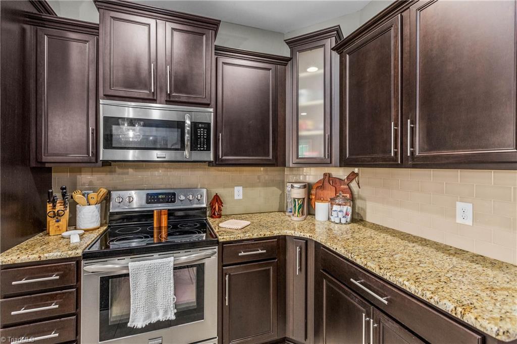 135 Bay Tree Lane Thomasville, NC 27360 - Photo 19 of 45