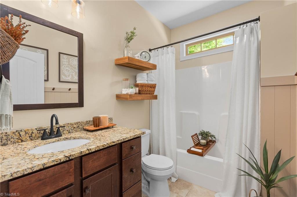 135 Bay Tree Lane Thomasville, NC 27360 - Photo 22 of 45