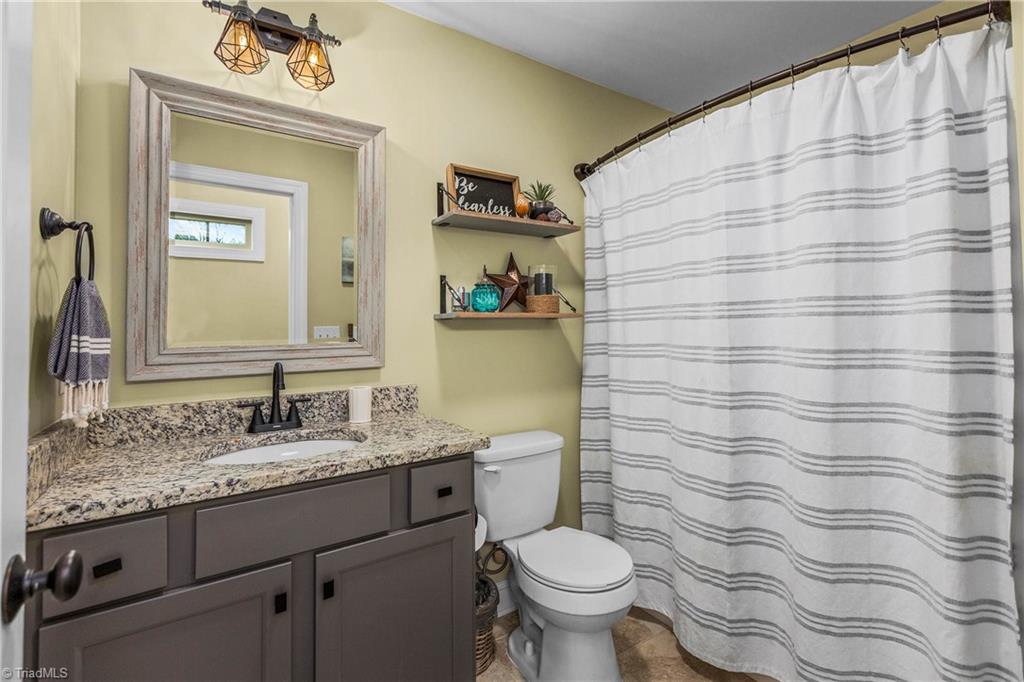 135 Bay Tree Lane Thomasville, NC 27360 - Photo 37 of 45