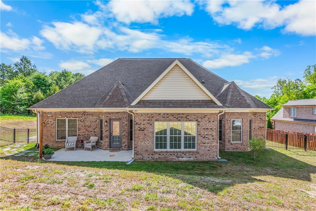 135 Bay Tree Lane Thomasville, NC 27360 - Photo 39 of 45