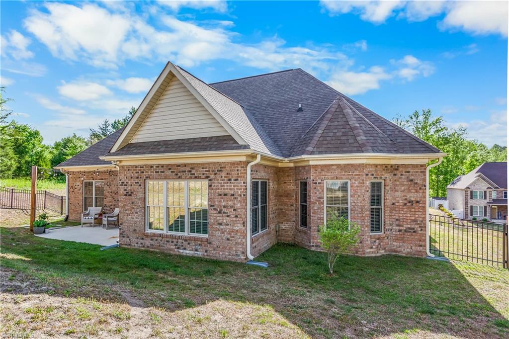 135 Bay Tree Lane Thomasville, NC 27360 - Photo 40 of 45