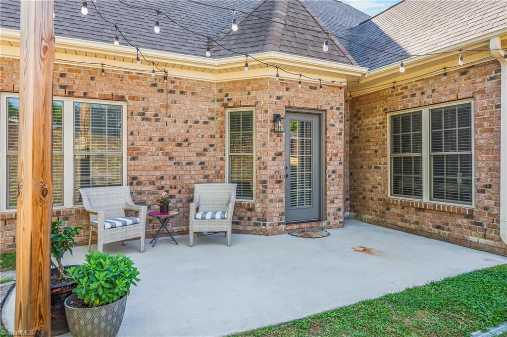 135 Bay Tree Lane Thomasville, NC 27360 - Photo 41 of 45