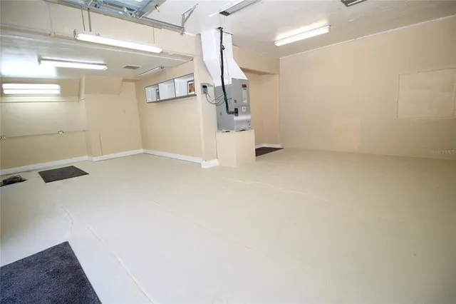 $2,995 | 642 West Broad Street, Groveland, FL 34736