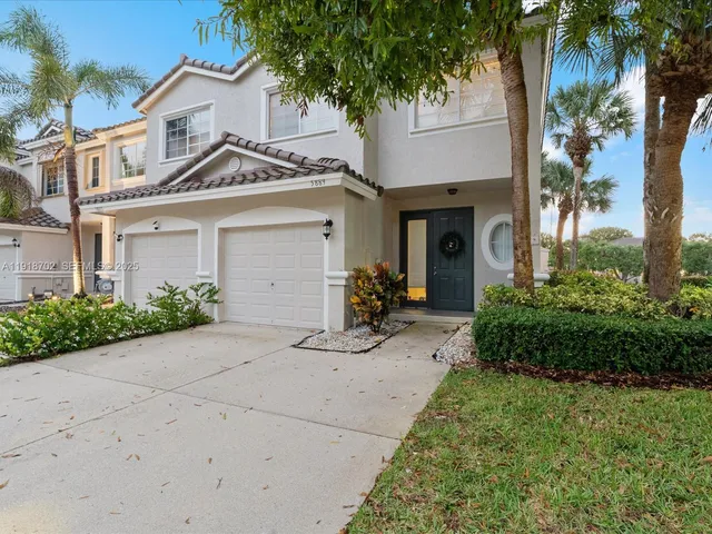 $450,000 | Regency Lakes at Coconut Creek, Coconut Creek, FL 33073