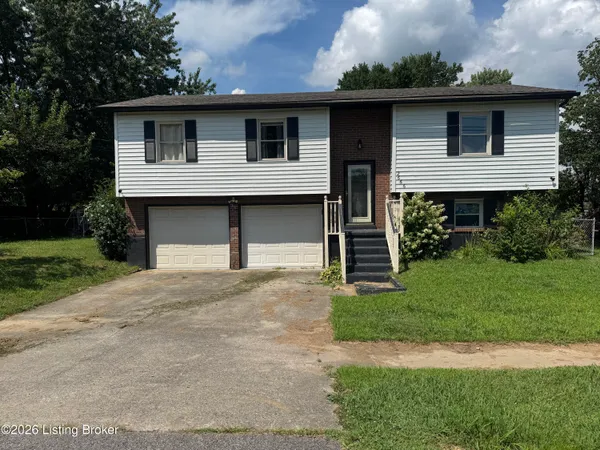 $229,900 | 2666 Lake Road North, Radcliff, KY 40160