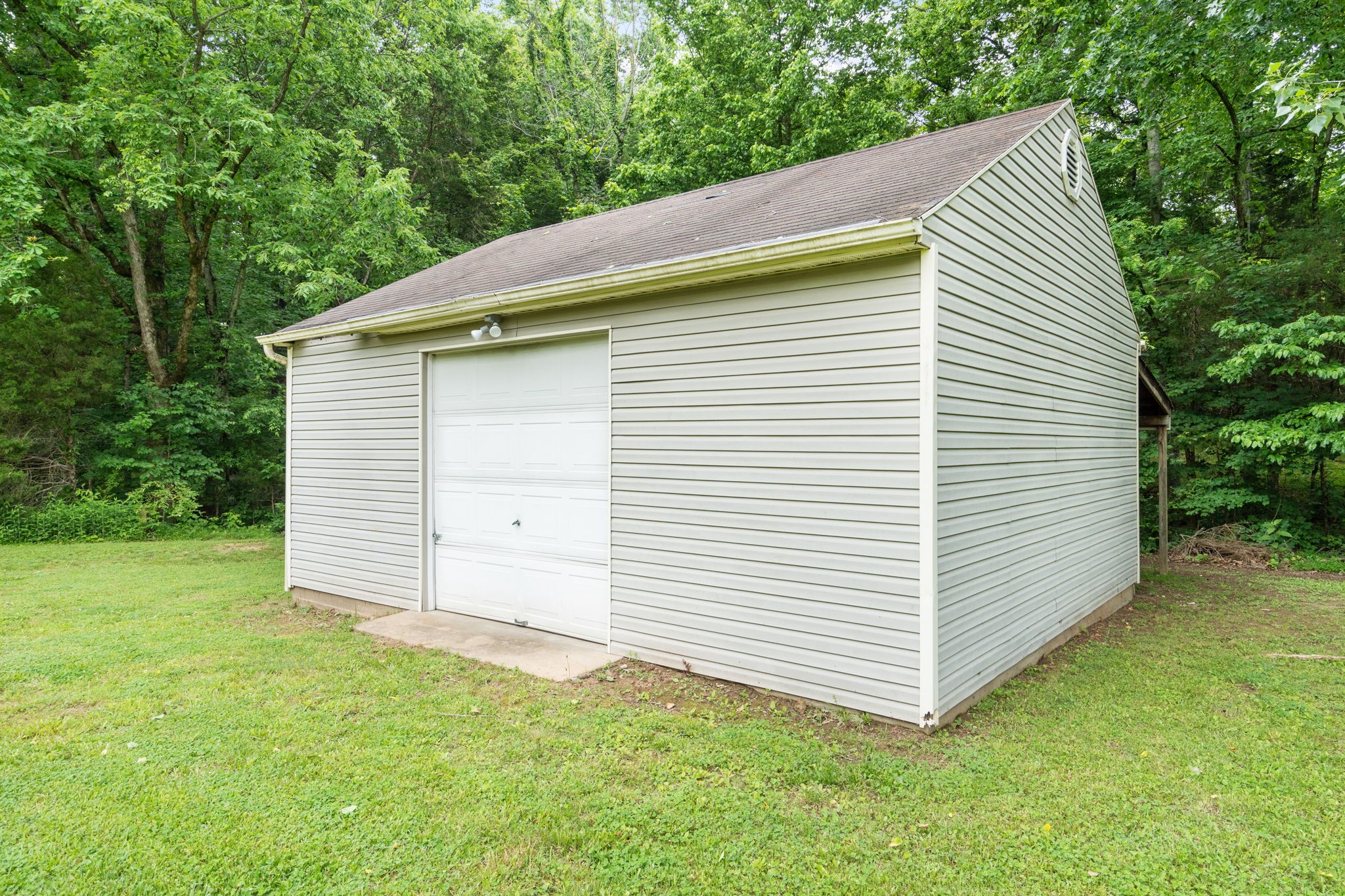1979 Rock Springs Road Columbia, TN 38401 - Photo 18 of 21 Gallery Image 18