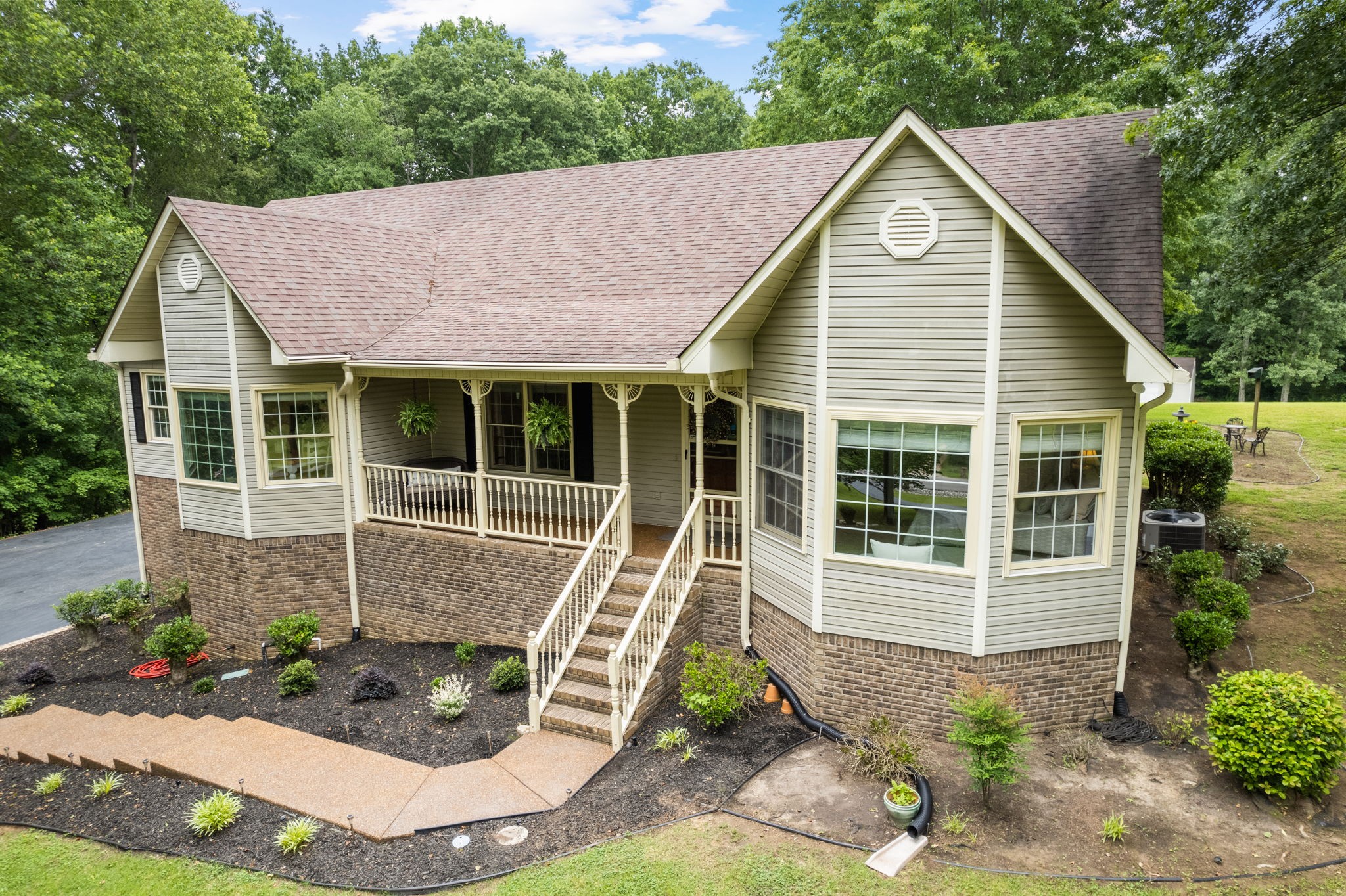 1979 Rock Springs Road Columbia, TN 38401 - Photo 3 of 21 Gallery Image 3