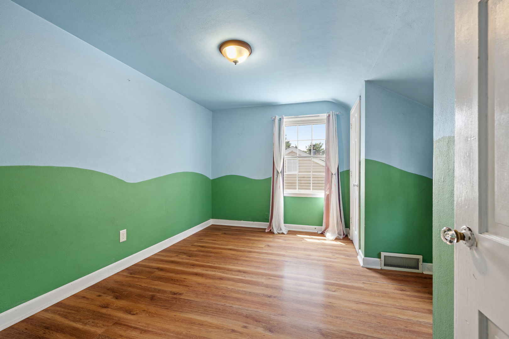 409 North Reed Street Joliet, IL 60435 - Photo 12 of 22 Gallery Image 12