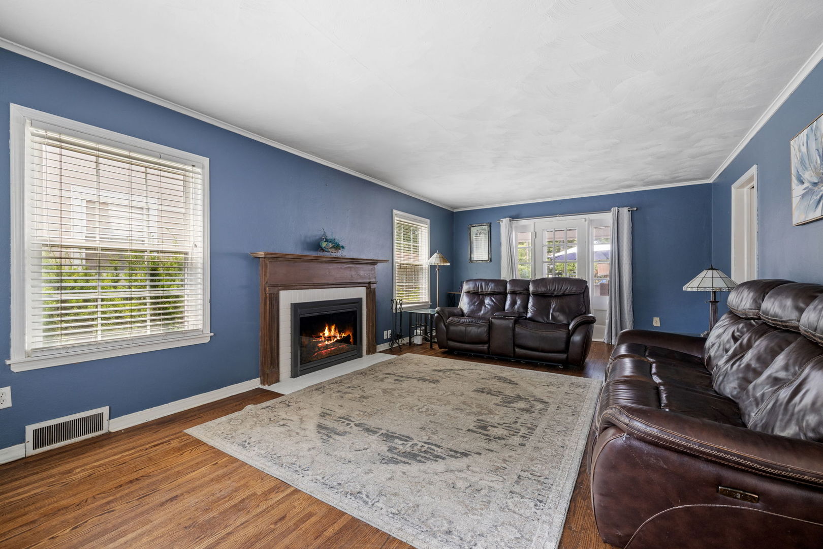 409 North Reed Street Joliet, IL 60435 - Photo 6 of 22 Gallery Image 6