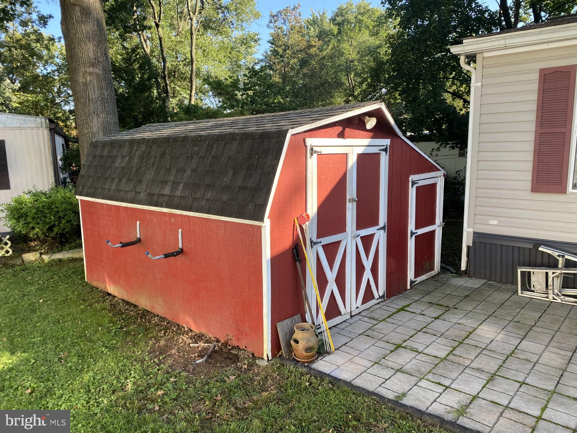 36 Terrace Drive Spring City, PA 19475 - Photo 6 of 14 Storage shed