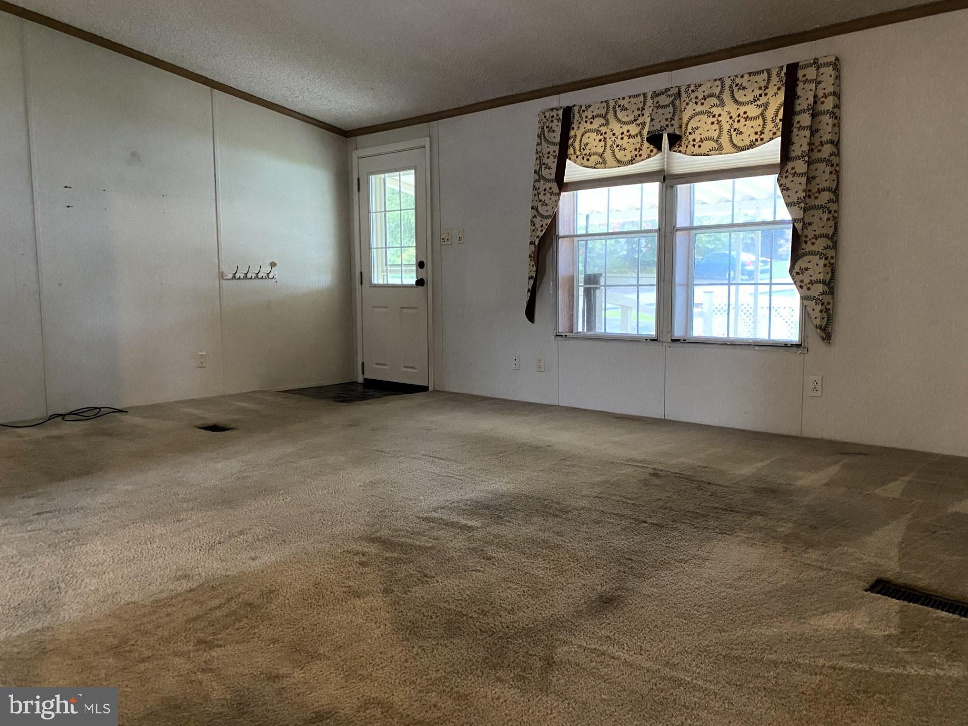 36 Terrace Drive Spring City, PA 19475 - Photo 8 of 14 Living room