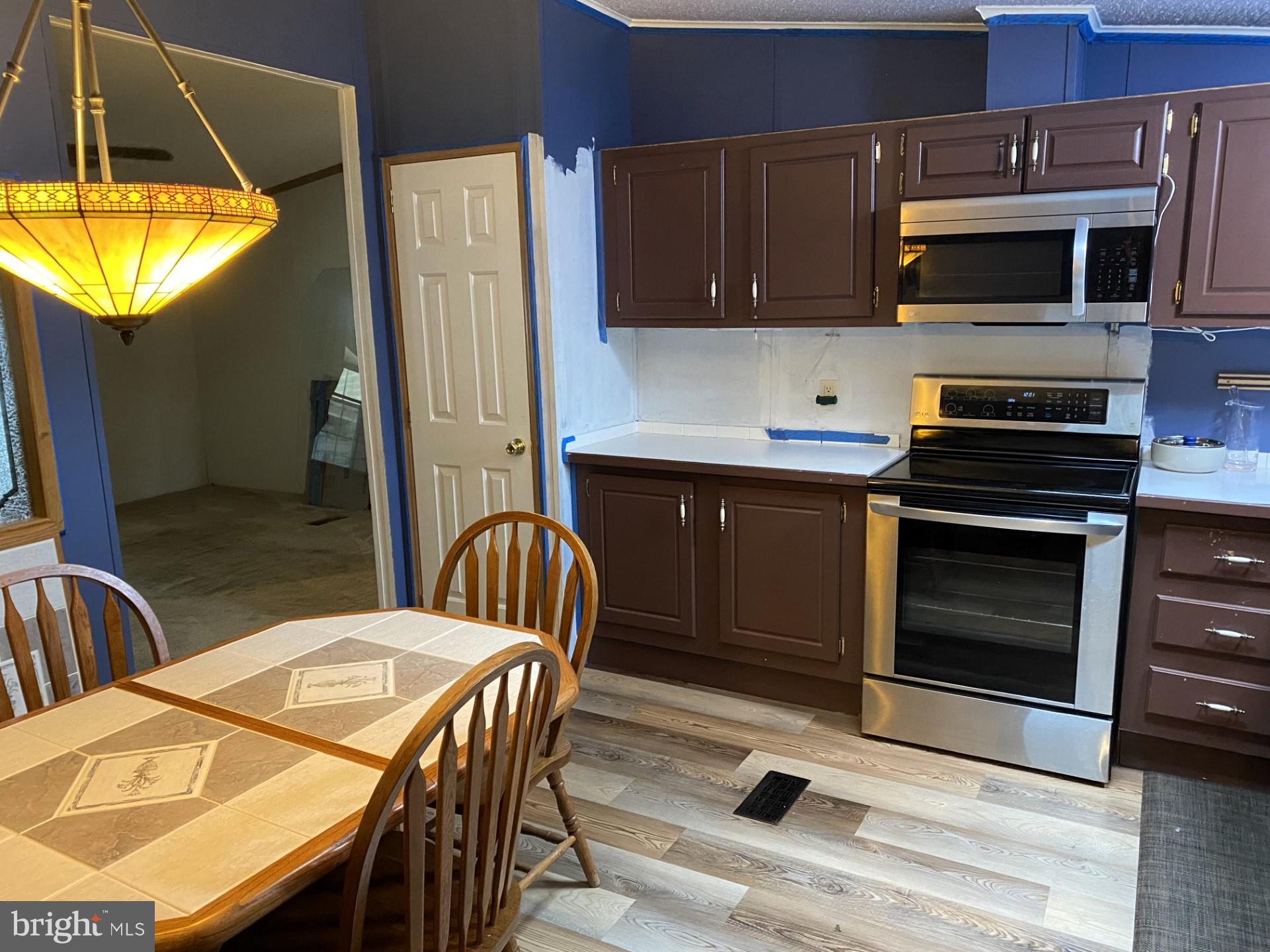 36 Terrace Drive Spring City, PA 19475 - Photo 9 of 14 Kitchen