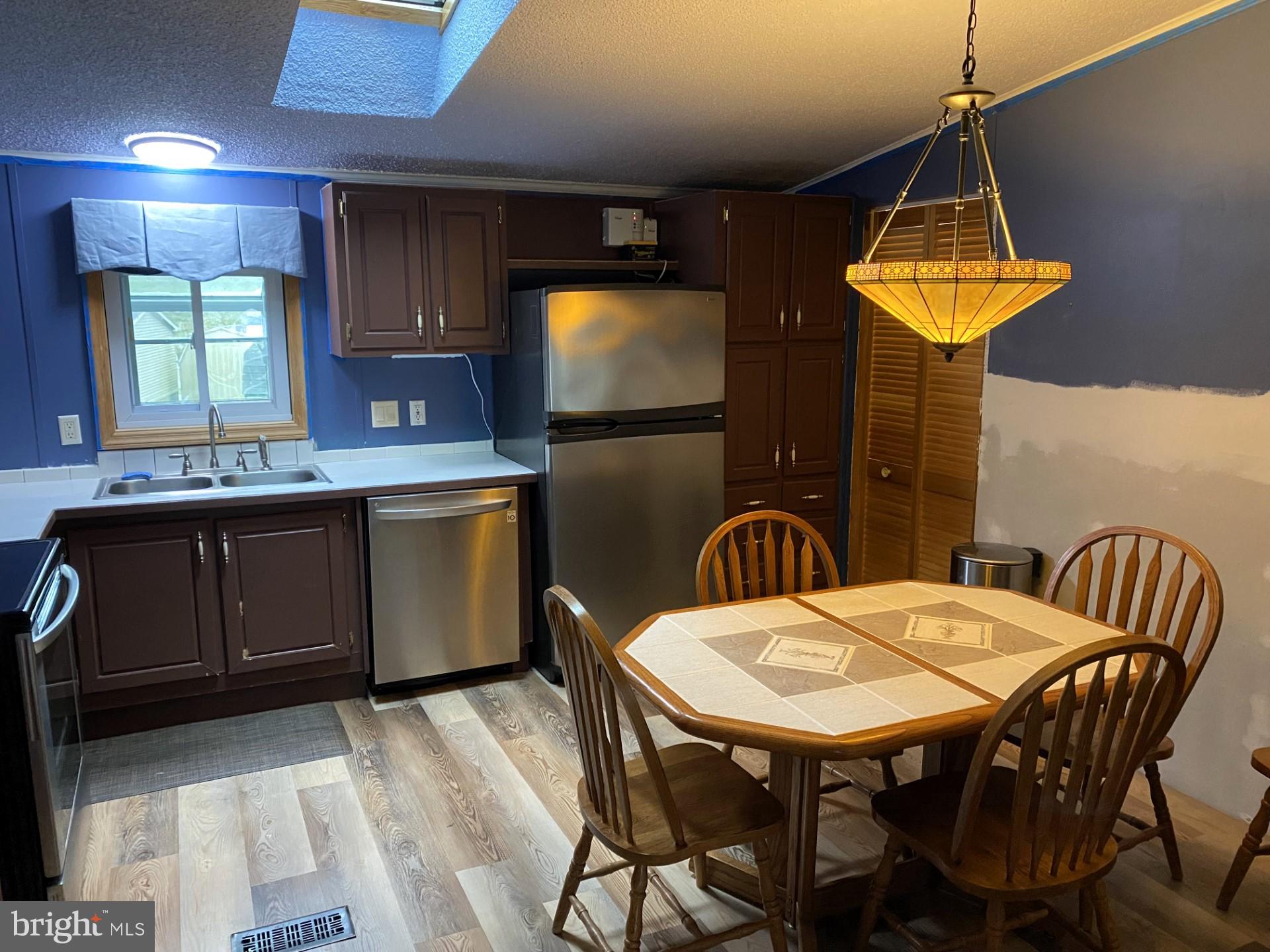 36 Terrace Drive Spring City, PA 19475 - Photo 10 of 14 Kitchen