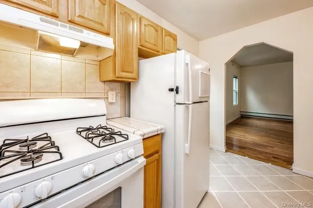 $2,400 | 84 Ravine Avenue, Yonkers, NY 10701