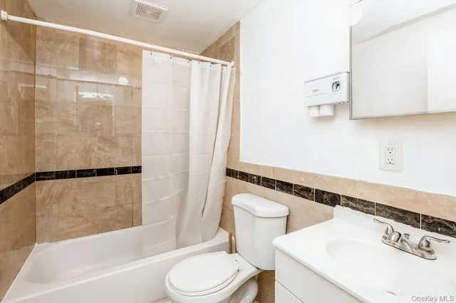 $2,400 | 84 Ravine Avenue, Yonkers, NY 10701