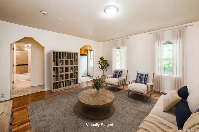 $2,400 | 84 Ravine Avenue, Yonkers, NY 10701