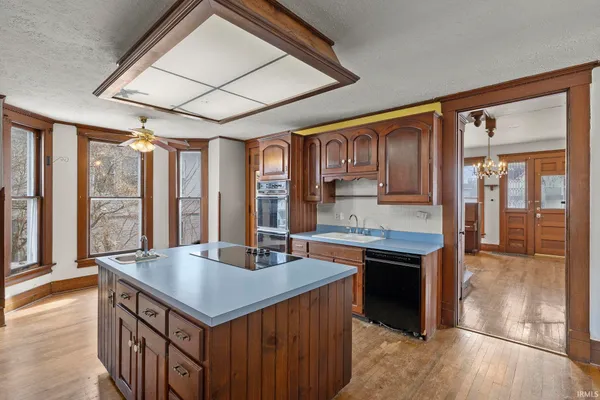 $89,900 | 608 West 3rd Street, Marion, IN 46952