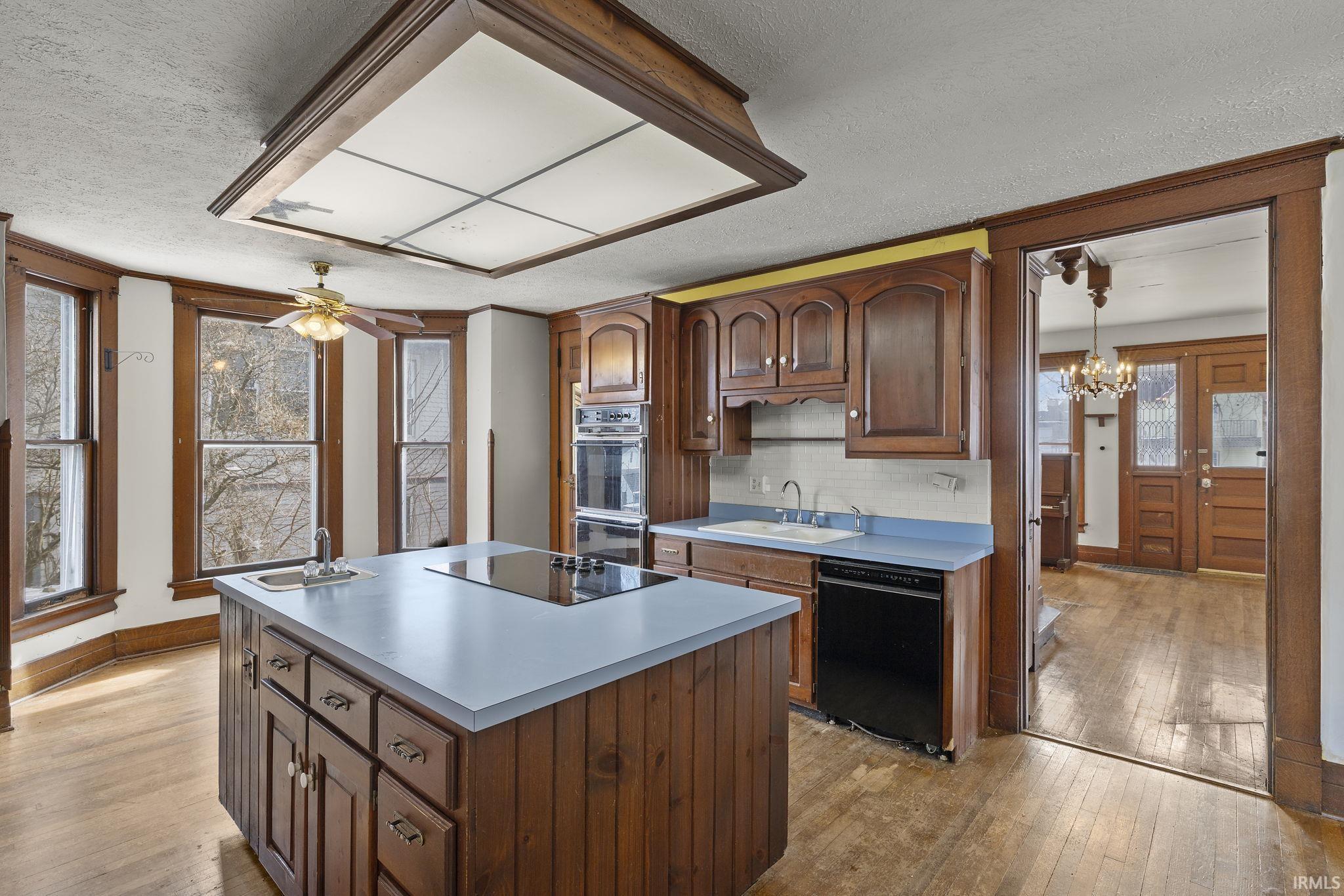 608 West 3rd Street Marion, IN 46952 - Photo 9 of 31