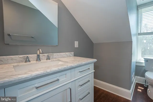 $2,995 | 7350 Ridge Avenue, Unit 2, Philadelphia, PA 19128