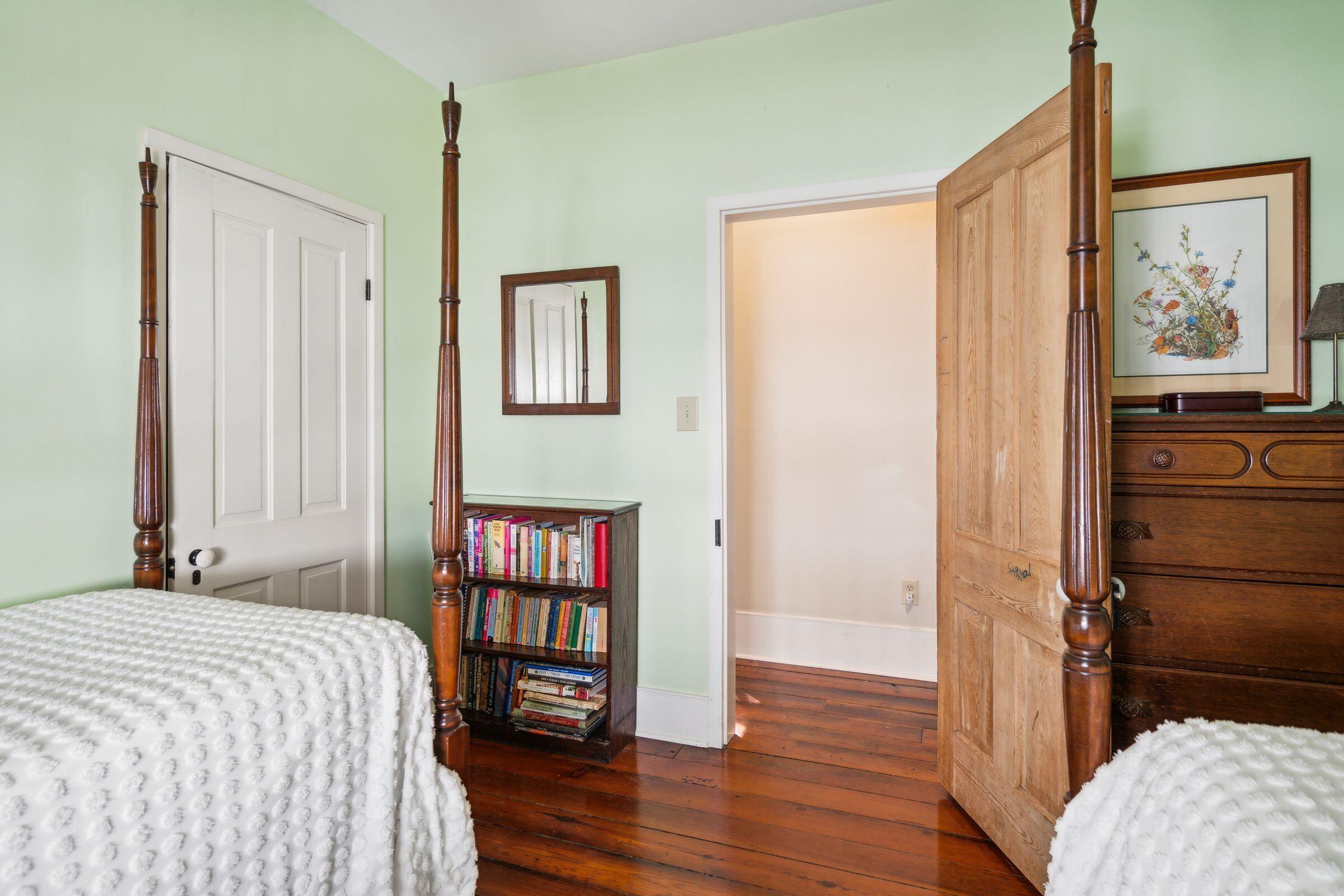 26 Gadsden Street Charleston, SC 29401 - Photo 44 of 67 42