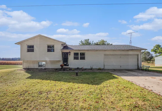 $429,000 | 4935 Curran Road, Buchanan, MI 49107