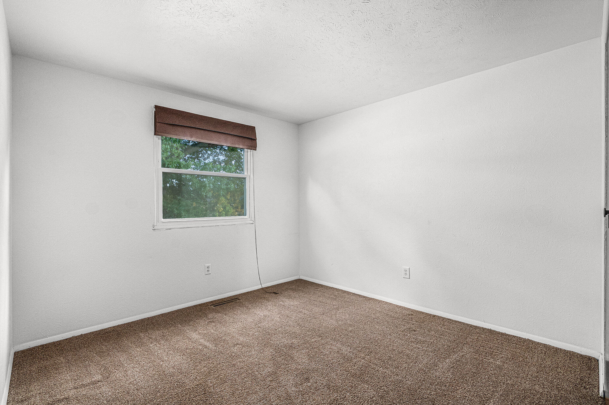 4935 Curran Road Buchanan, MI 49107 - Photo 7 of 16 008_img_1150_222