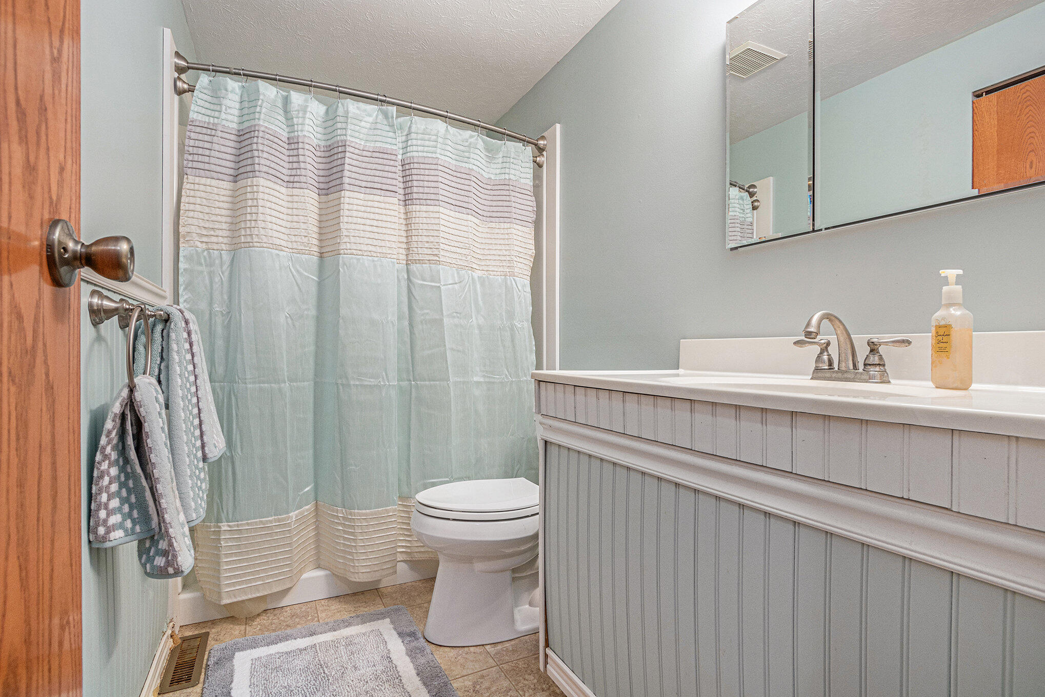 4935 Curran Road Buchanan, MI 49107 - Photo 10 of 16 011_img_1147_140