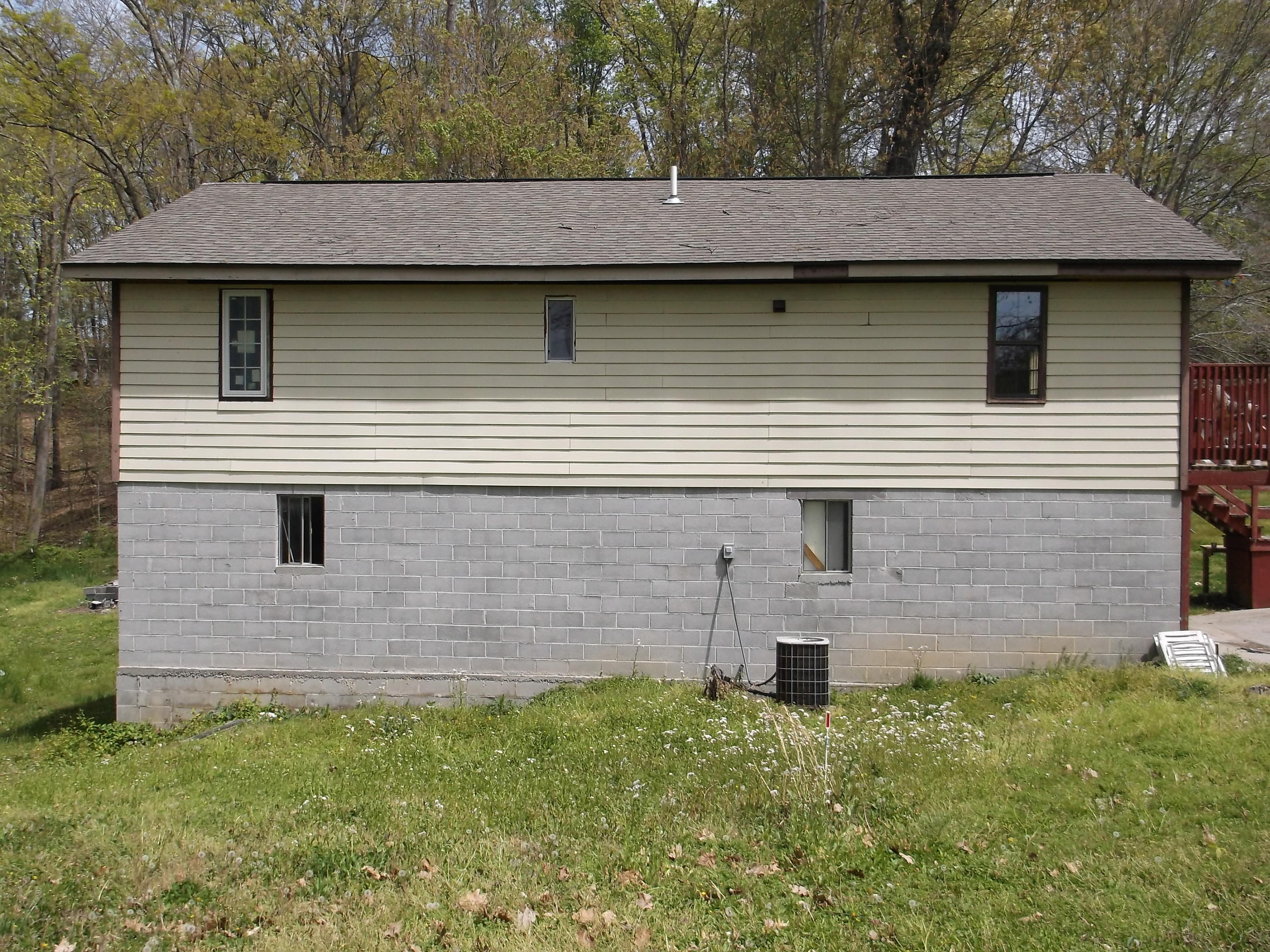 2858 Gobbler Road Strawberry Plains, TN 37871 - Photo 3 of 16 2858 Gobbler Rd Occ status 007