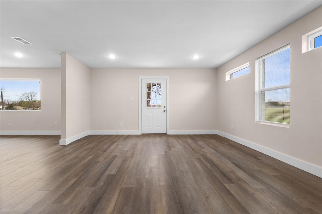 12683 Fm 2728 Terrell, TX 75161 - Photo 13 of 35