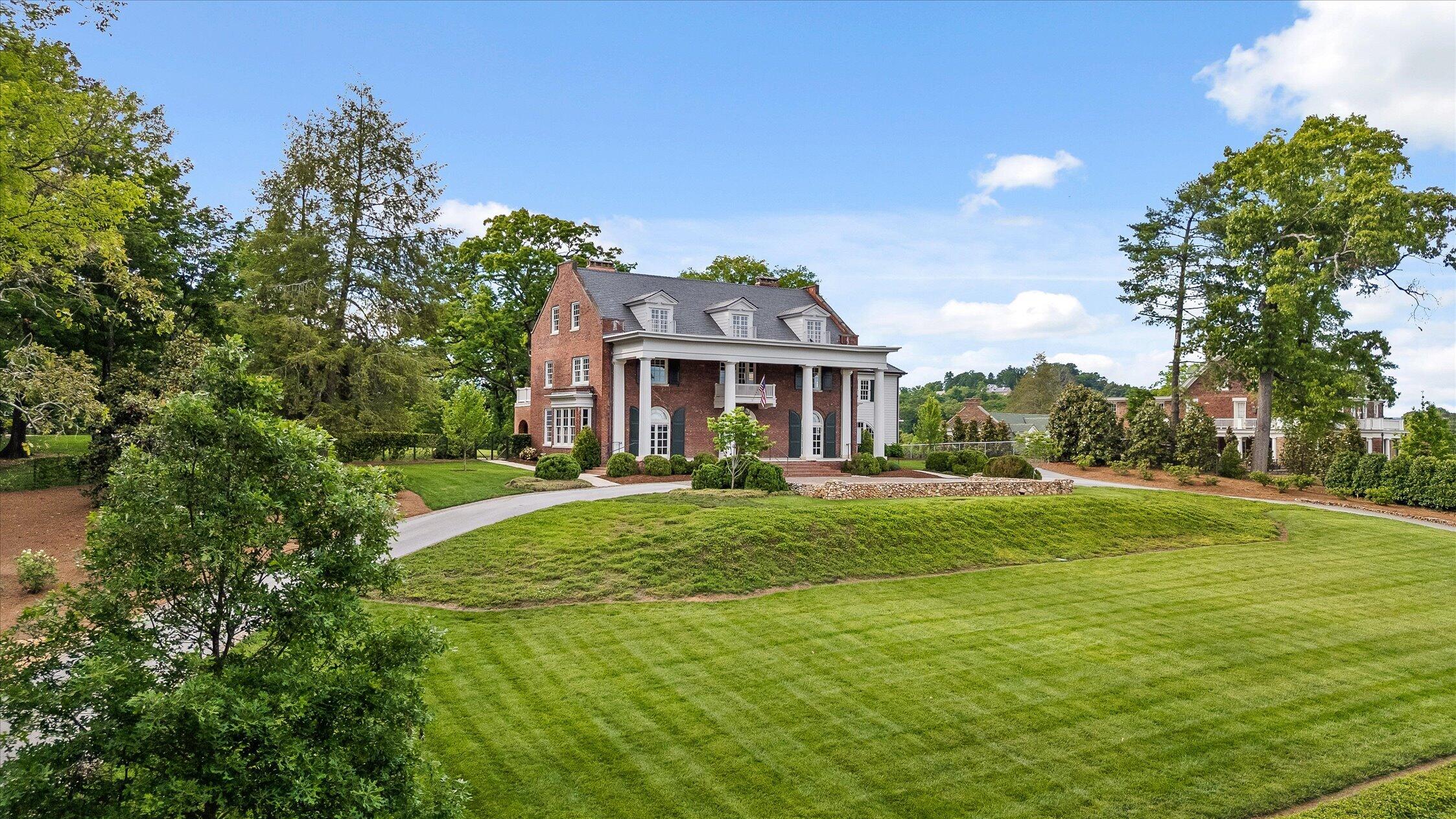 1636 Hillcrest Road Chattanooga, TN 37405 - Photo 6 of 73 1636 Hillcrest Rd