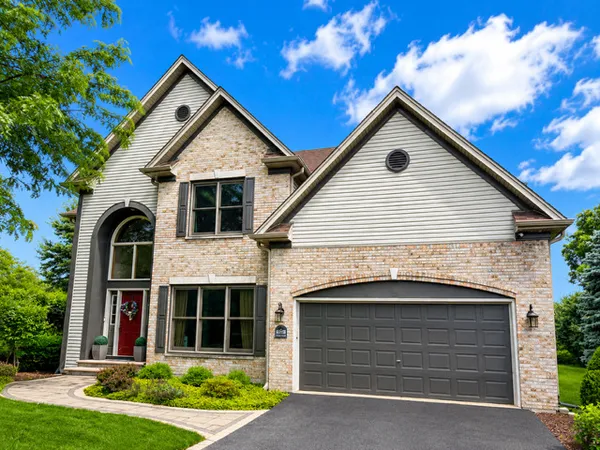 $674,900 | 3215 Wild Meadow Lane, Aurora, IL 60504
