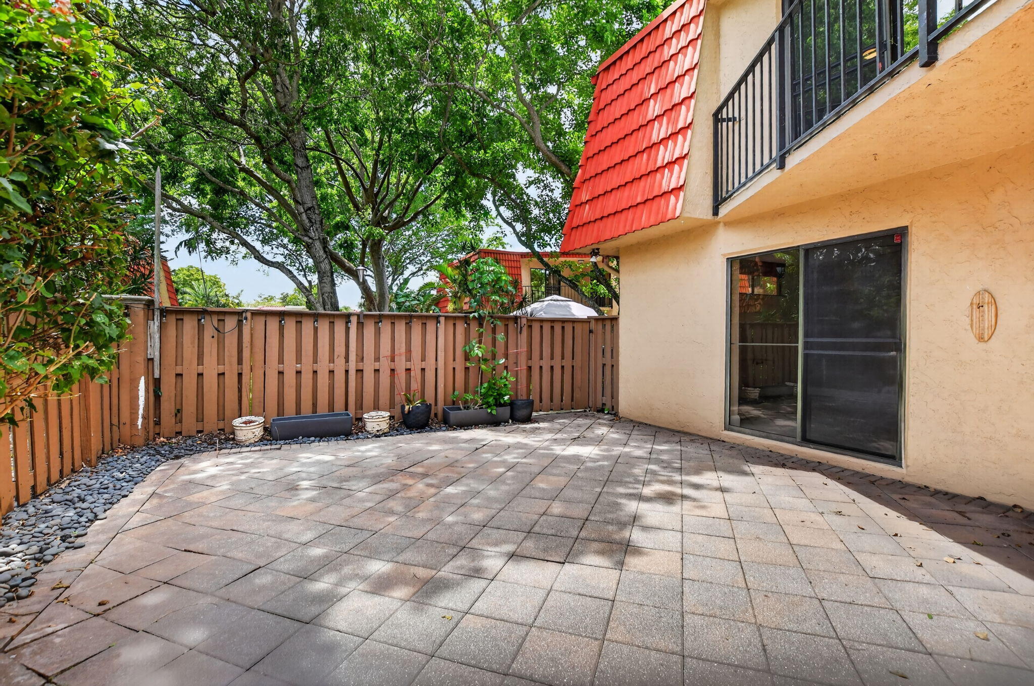 8099 Severn Drive, Unit D Boca Raton, FL 33433 - Photo 6 of 52 6-web-or-mls-DSC_5685