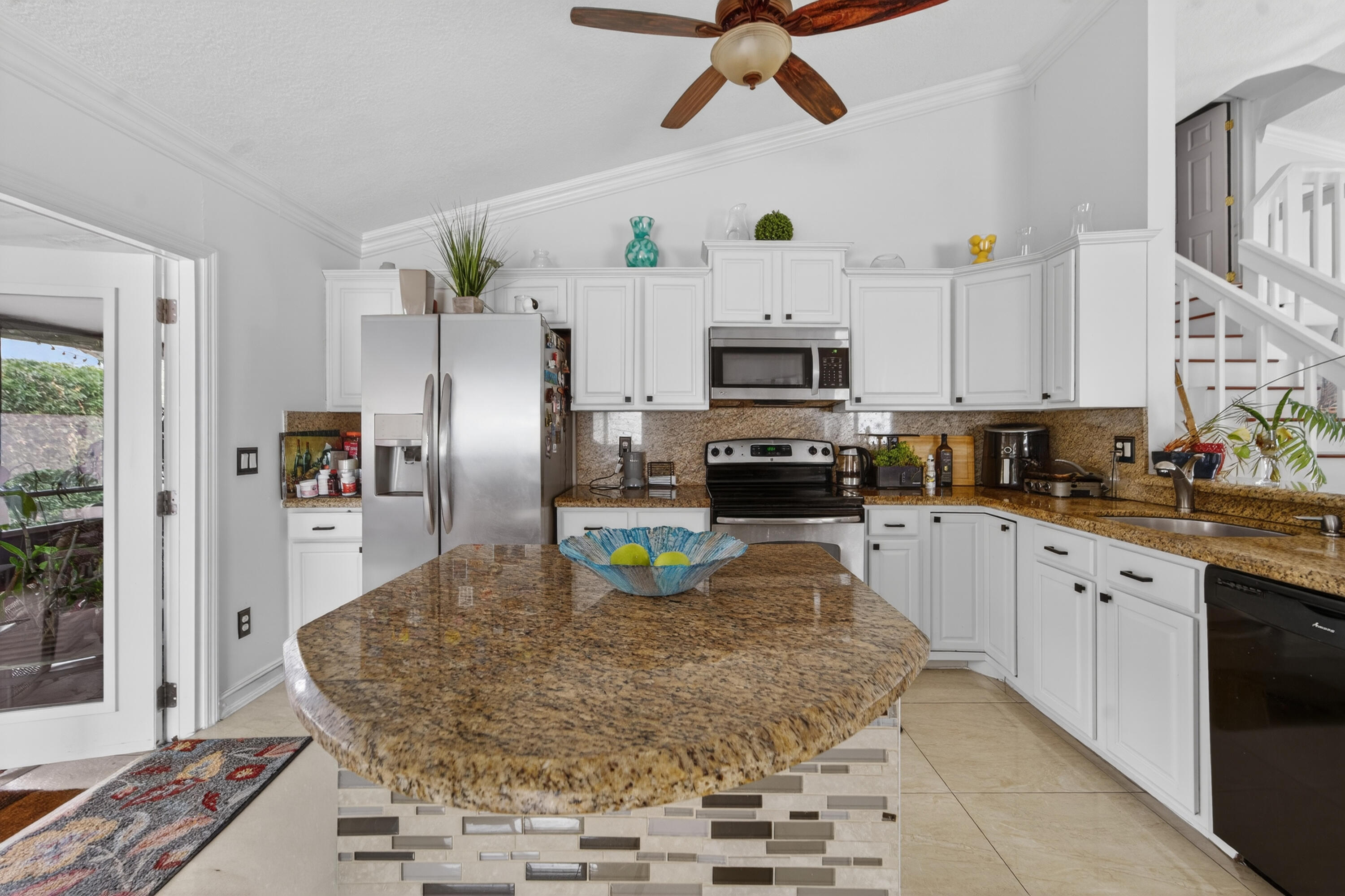 8208 Scenic Turn Boca Raton, FL 33433 - Photo 8 of 46 020526-76