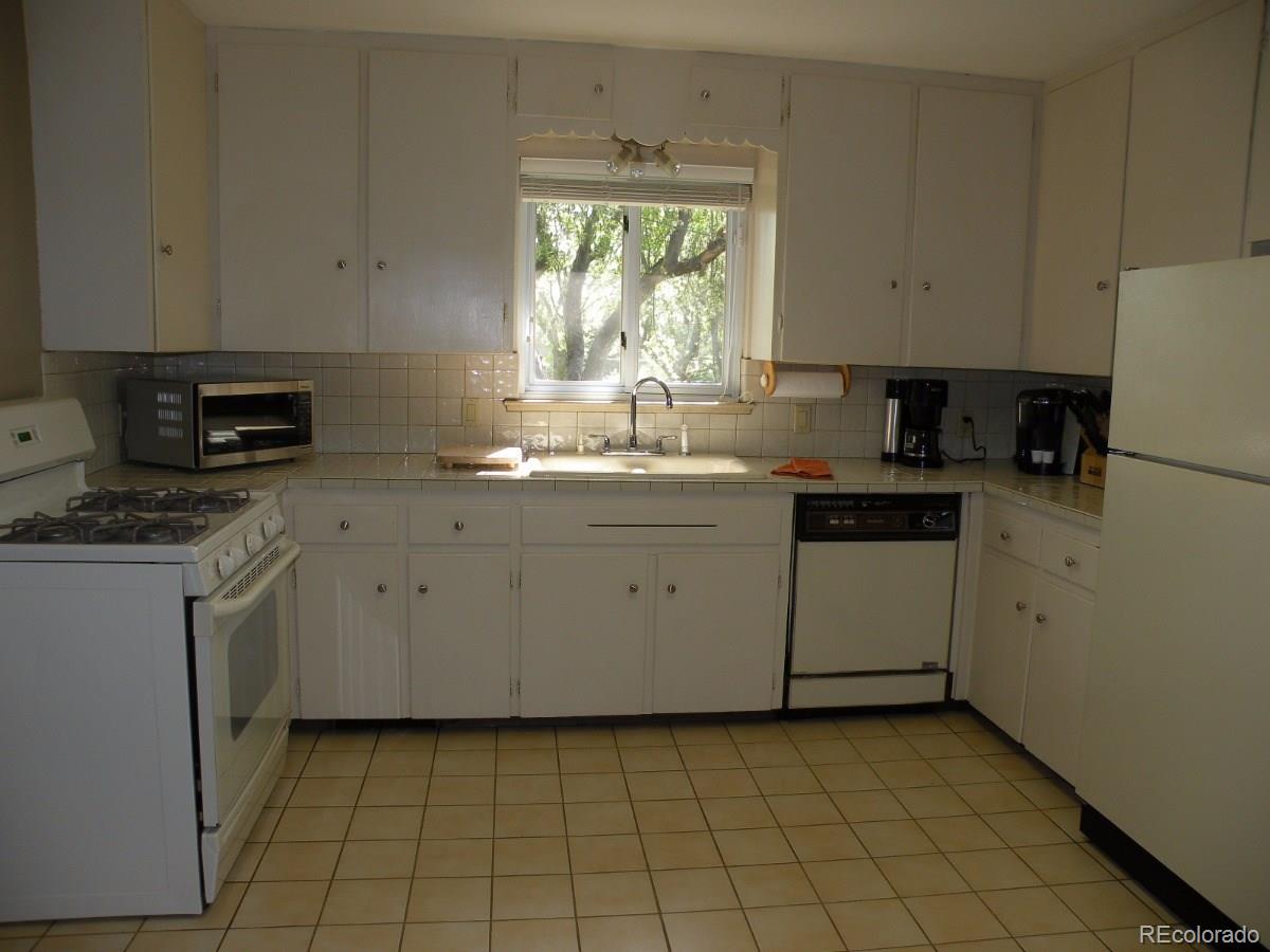 4100 Balsam Street Wheat Ridge, CO 80033 - Photo 9 of 26 Gallery Image 9