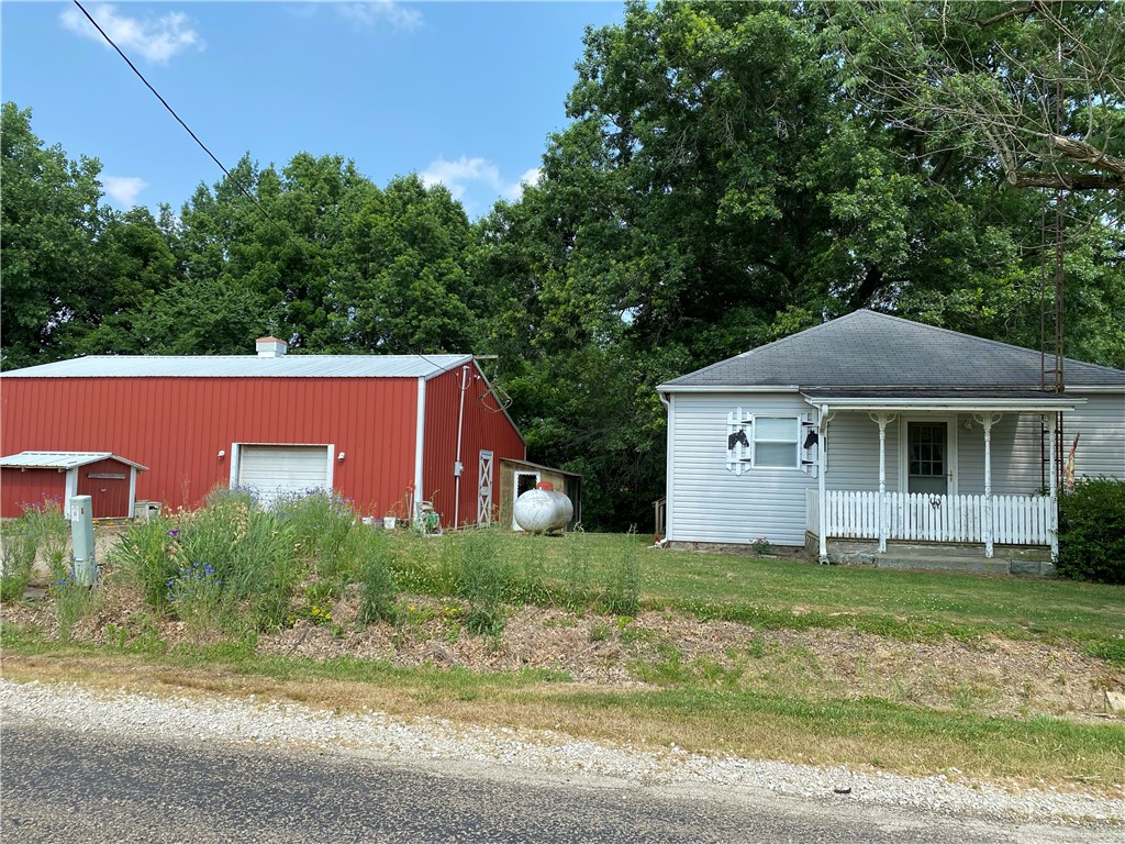 614 Co Highway 9 Neoga, IL 62447 - Photo 2 of 29