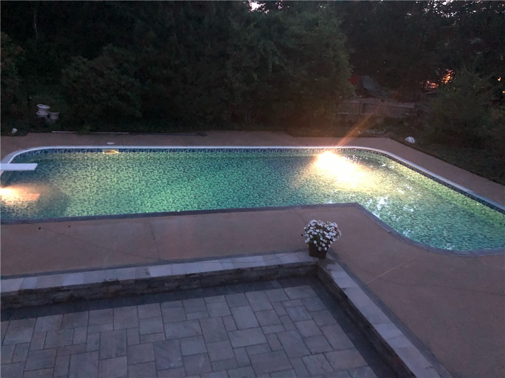 237 Ridge Road Smithfield, RI 02917 - Photo 18 of 19