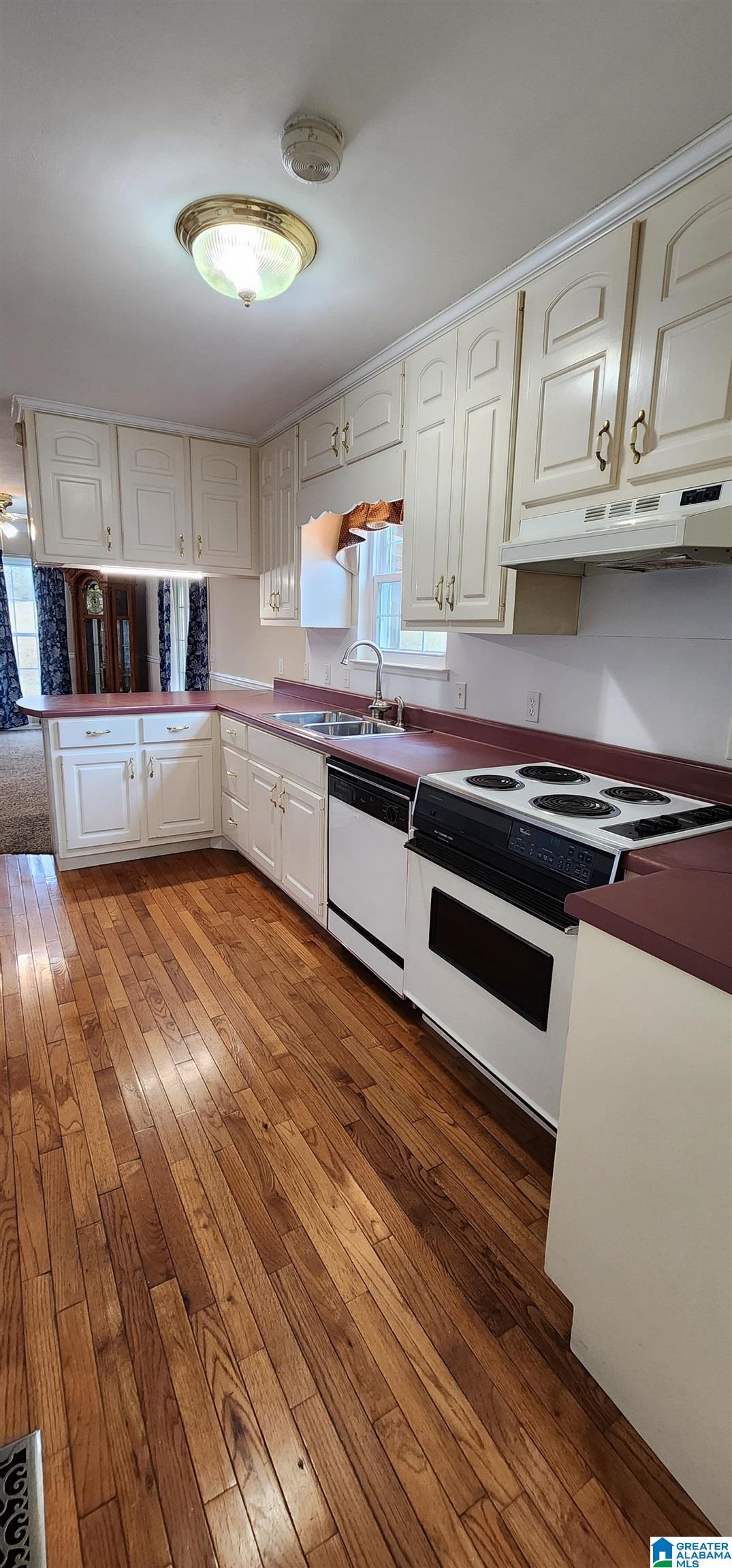 352 Kudzu Road Oneonta, AL 35121 - Photo 13 of 57