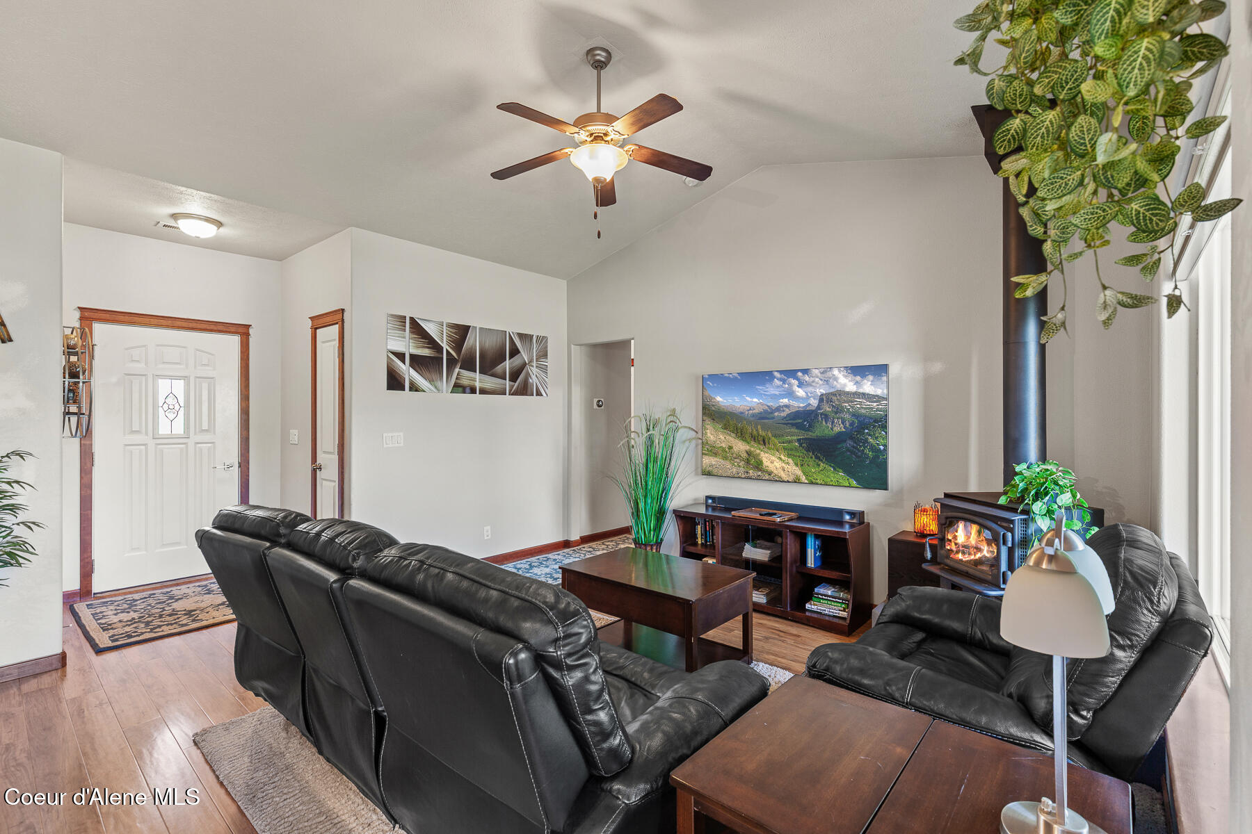 6155 West Majestic Avenue Rathdrum, ID 83858 - Photo 5 of 25 6155WMajesticAve-5