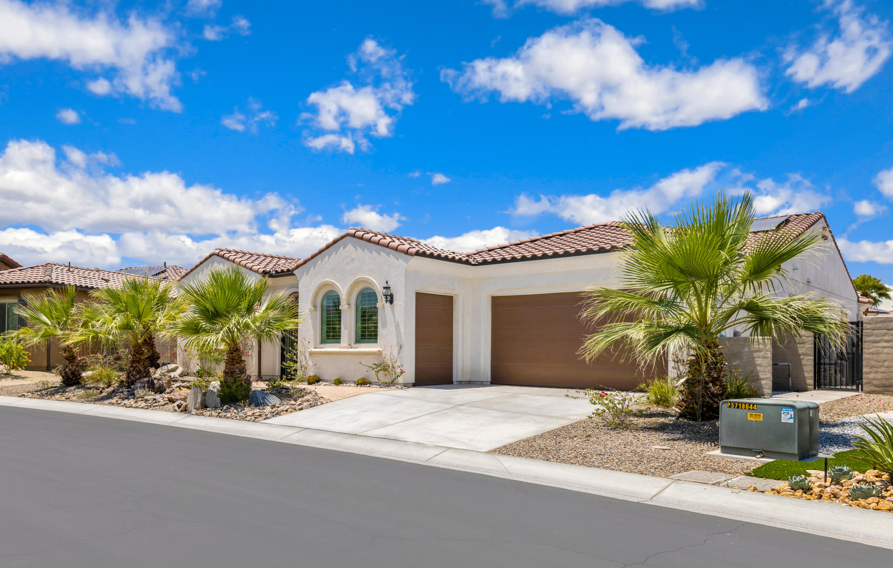 18 Merlot Rancho Mirage, CA 92270 - Photo 1 of 84 01-3