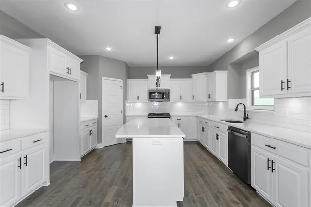 $552,780 | 3722 Northeast 90th Terrace, Kansas City, MO 64156