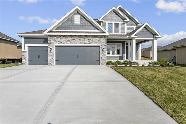 $552,780 | 3722 Northeast 90th Terrace, Kansas City, MO 64156